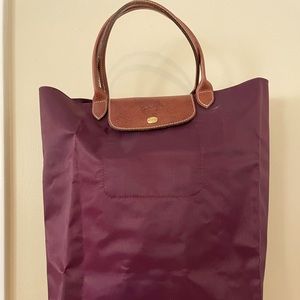 Authentic Longchamp Expandable Shopping/Travel Bag -New